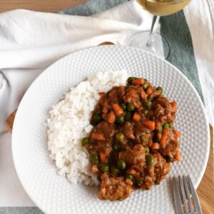 VeggoFix Chicky plant-based mince stew